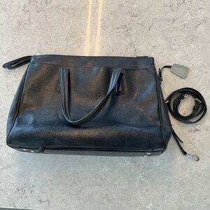 Tumi Black Leather Business Bag Satchel Model 79330D2